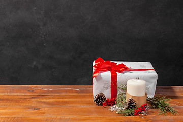 Image showing The wooden table with Christmas decorations 