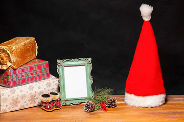 Image showing The wooden table with Christmas decorations 