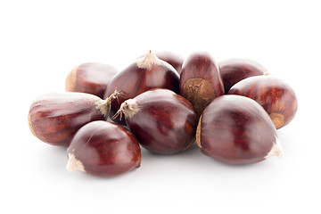 Image showing Chestnuts with shell 