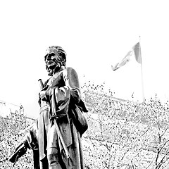 Image showing marble and statue in old city of london england