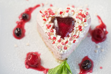 Image showing heart-shaped valentine cake