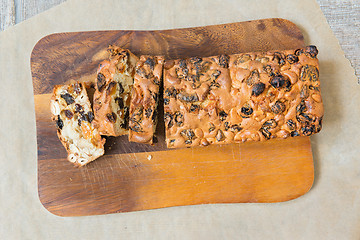 Image showing Christmas cake on the table