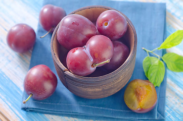 Image showing plums