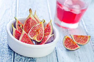 Image showing figs and juice
