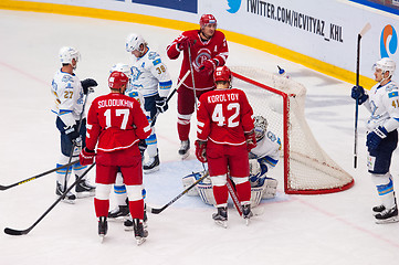 Image showing V. Solodukhin (17) and A. Korolyov (42)