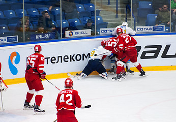 Image showing N. Dawes (9) and I. Golovkov (52) fight