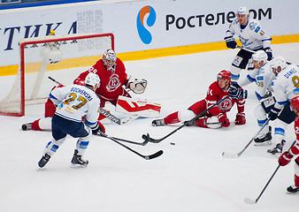 Image showing D, Berdyukov (84) defend the gate