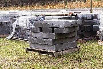 Image showing paving slabs on a pallet  