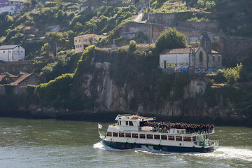 Image showing EUROPE PORTUGAL PORTO RIBEIRA OLD TOWN DOURO RIVER