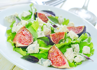 Image showing salad with cheese and figs