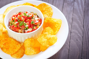 Image showing nachos with salsa