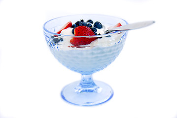 Image showing Yogurt and berries