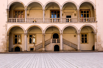 Image showing Wawel castle courtyard