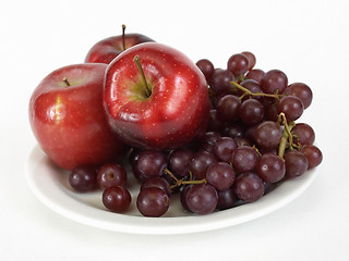 Image showing Apples and Grapes