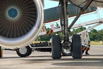 Image showing Plane cargo loading supervision