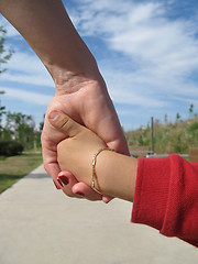 Image showing Holding hands