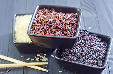 Image showing raw rice in bowls