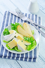 Image showing salad with camembert and pears