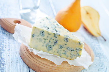 Image showing blue cheese and pears