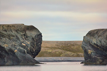 Image showing Arctic Scylla and Charybdis - distance of arrow\'s flight