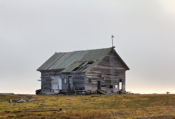Image showing Abandoned old hunting house in tundra of Novaya Zemlya archipelago