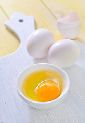 Image showing raw eggs