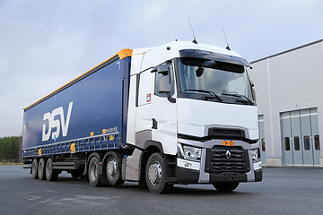 Image showing White Renault Trucks T Semi on Asphalt Yard