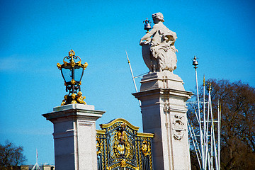 Image showing england  historic   marble and statue in old city of london 