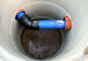 Image showing Pipe in Bay