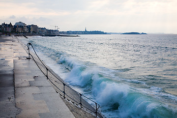 Image showing Blue wave at Saint-Malo