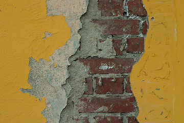 Image showing crack on the yellow wall