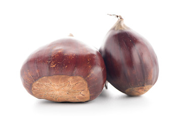 Image showing Chestnuts with shell 