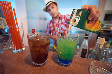 Image showing barman prepare fresh coctail drink