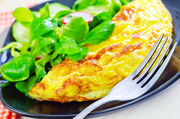 Image showing omelette with salad