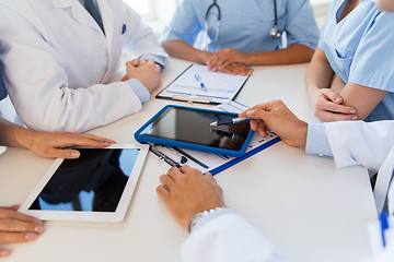 Image showing group of doctors meeting at hospital office