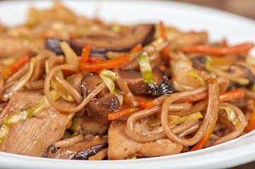 Image showing buckwheat noodles with chicken