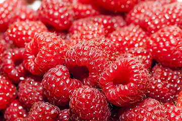 Image showing ripe raspberries   close-up 