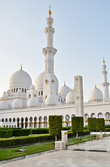 Image showing the Sheikh Zayed Grand Mosque