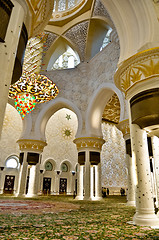 Image showing the Sheikh Zayed Grand Mosque