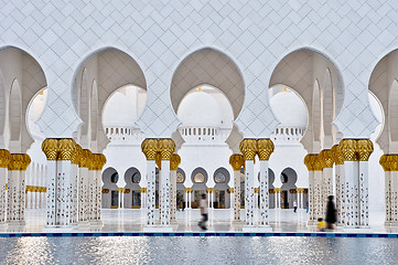 Image showing the Sheikh Zayed Grand Mosque