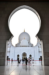 Image showing the Sheikh Zayed Grand Mosque