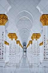 Image showing the Sheikh Zayed Grand Mosque