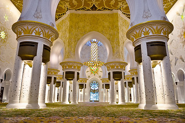 Image showing the Sheikh Zayed Grand Mosque