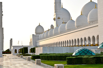 Image showing the Sheikh Zayed Grand Mosque