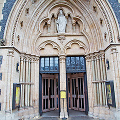 Image showing door southwark  cathedral in london england old  construction an