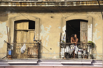 Image showing Facade of Havana old city.