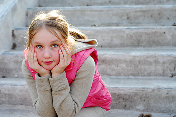 Image showing Girl child thinking