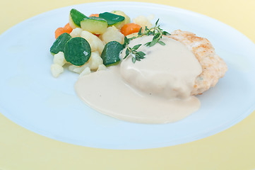 Image showing 
Hamburger with mustard sauce and crispy vegetables