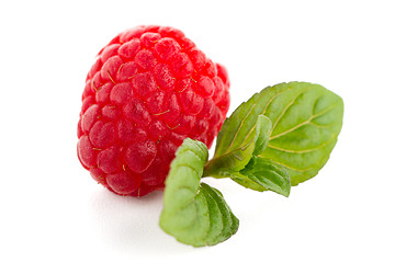 Image showing Ripe raspberry with leaf