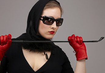 Image showing lady in red gloves with crop #2